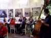 Di Galitzyaner Klezmorim grają w restauracji Hamsa na Kazimierzu.